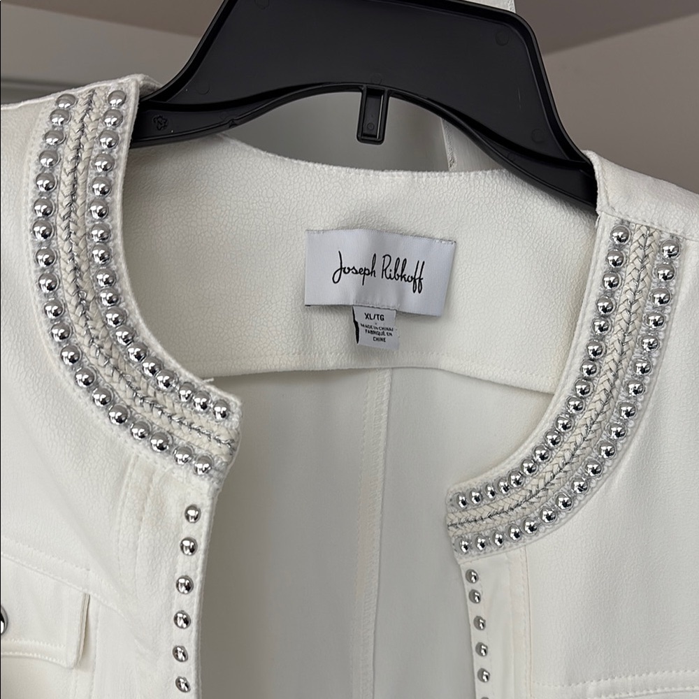 Joseph Ribkoff White Tailored Blazer - Picture 7 of 9